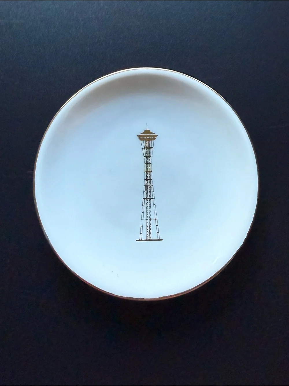 Vintage 1962 Seattle Worlds Fair Space Needle trinket dish